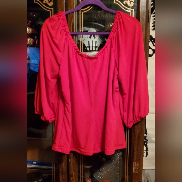 PEASANT TOP VACATION BLOUSE IN Red VIXEN BY MICHELINE PITT - Picture 7 of 9